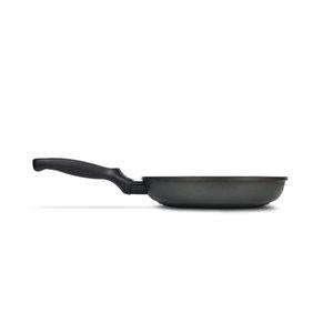 Stekpanna med bakelit handtag Blackplus 20cm